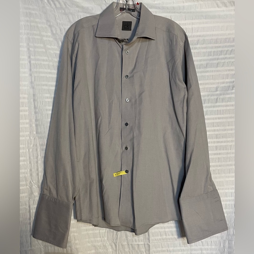 Calvin Klein Men's Gray Micro-Pattern Dress Shirt